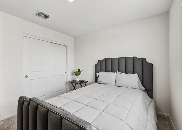 Cute And Cozy Homes In Holiday home Buckeye